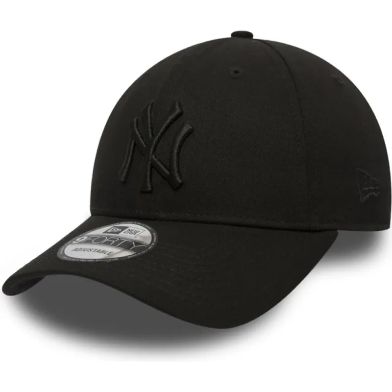 Coming Soon New Era Cap 9Forty Essential Black NY